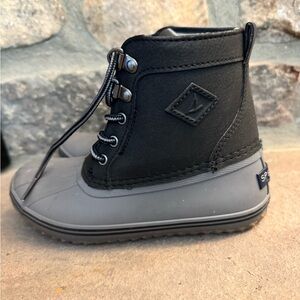 Sperry Kids Black and Gray Adventure Boots